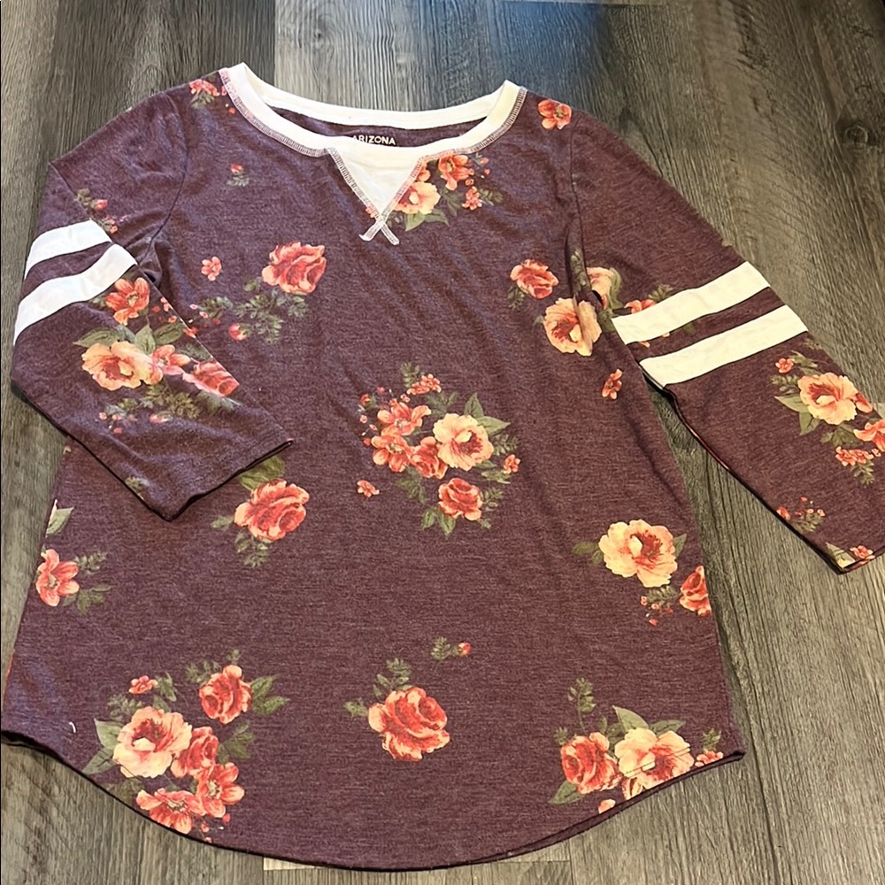 Arizona Jean Company Purple and White Long Sleeve Tee